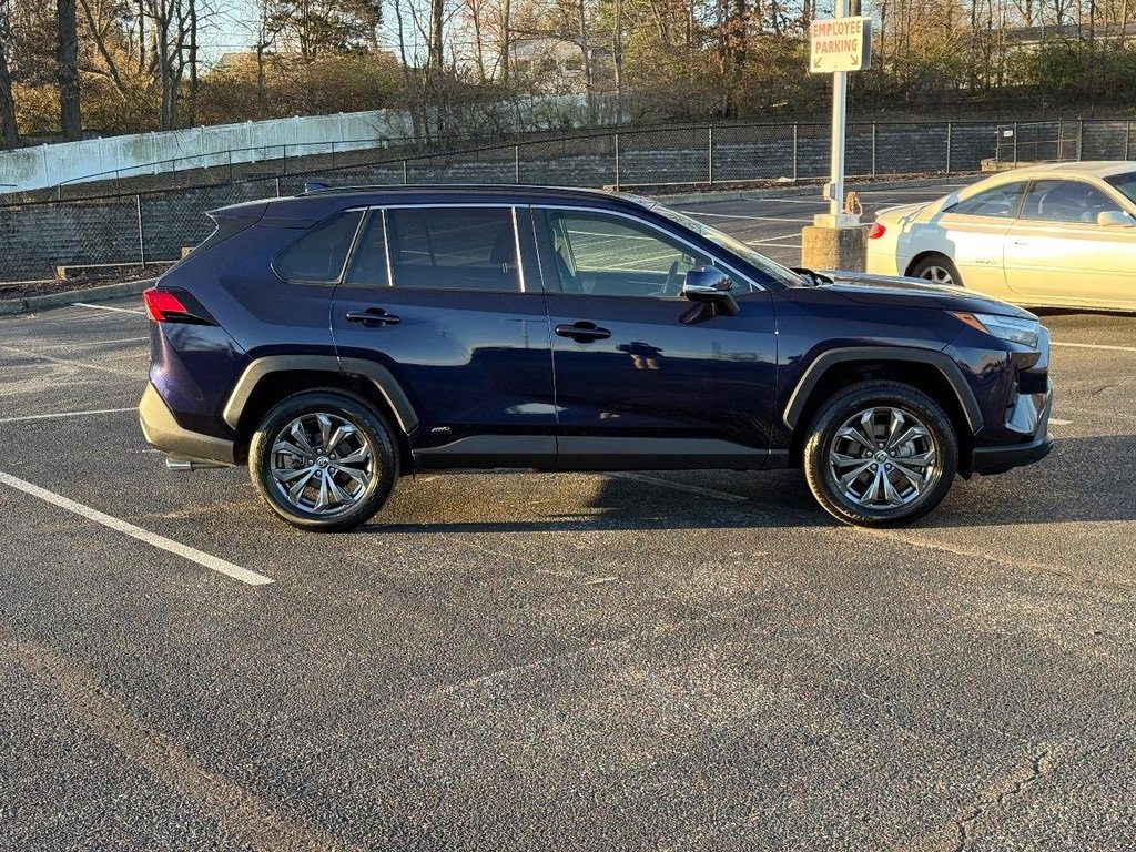 Certified 2023 Toyota RAV4 XLE Premium image 2