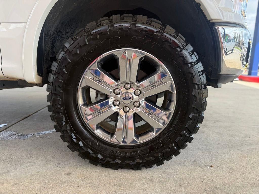 Used 2020 Ford F150 Lariat image 9