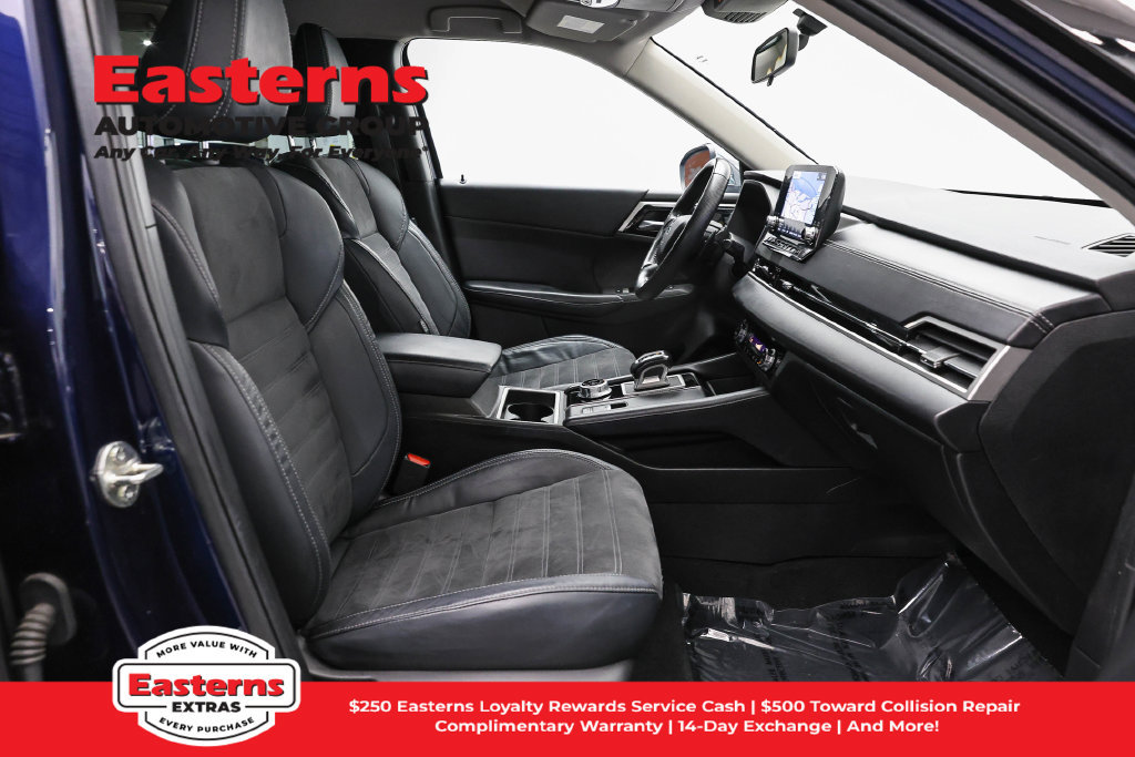 Used 2023 Mitsubishi Outlander SE AWD/4WD image 23