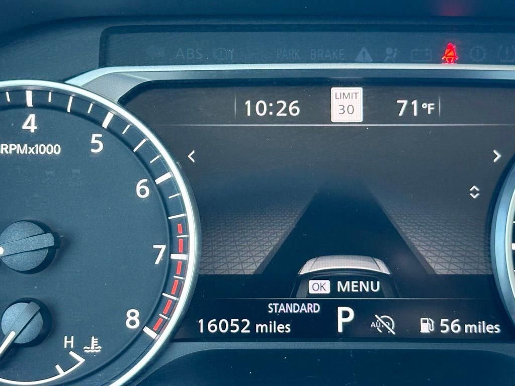 Used 2025 Nissan Pathfinder SL image 18