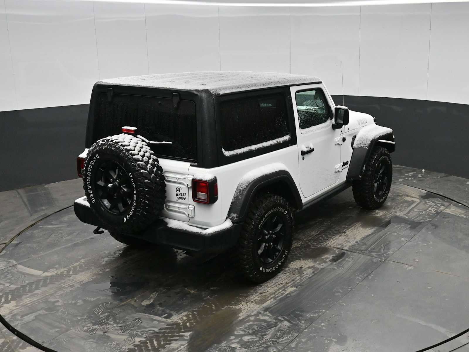 Used 2021 Jeep Wrangler Willys image 25