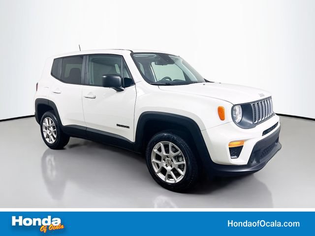 Used 2023 Jeep Renegade Latitude AWD/4WD image 1