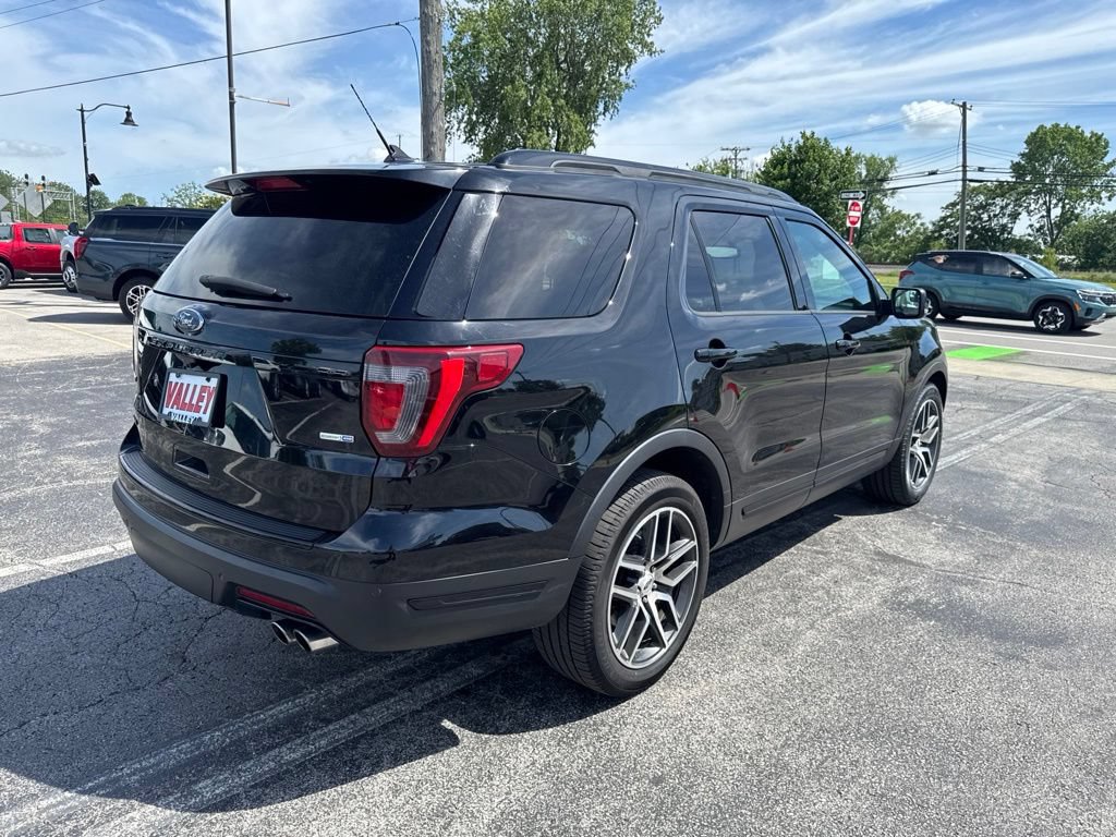 Used 2018 Ford Explorer Sport AWD/4WD video 3