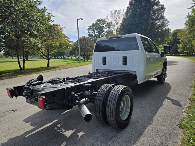 New 2026 Chevrolet Silverado 3500 LT w/ Convenience Package image 5