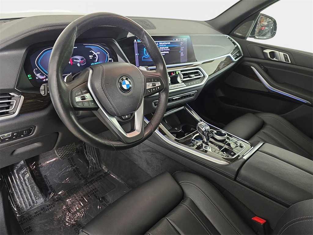 Used 2021 BMW X5 xDrive45e w/ Executive Package image 19