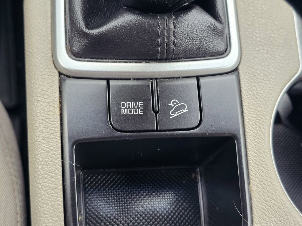 Used 2020 Kia Sportage LX image 20