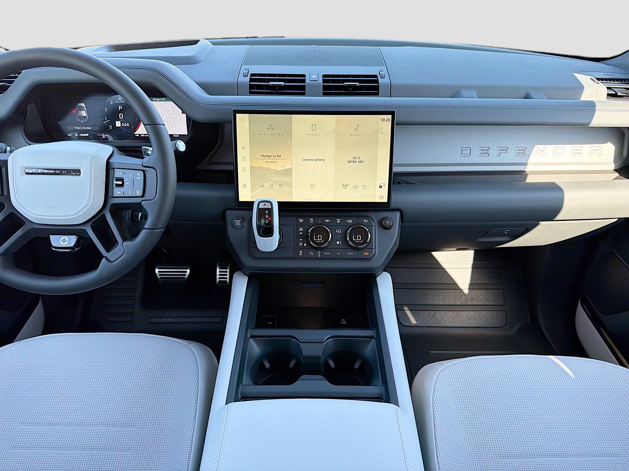 New 2026 Land Rover Defender 110 OCTA image 19