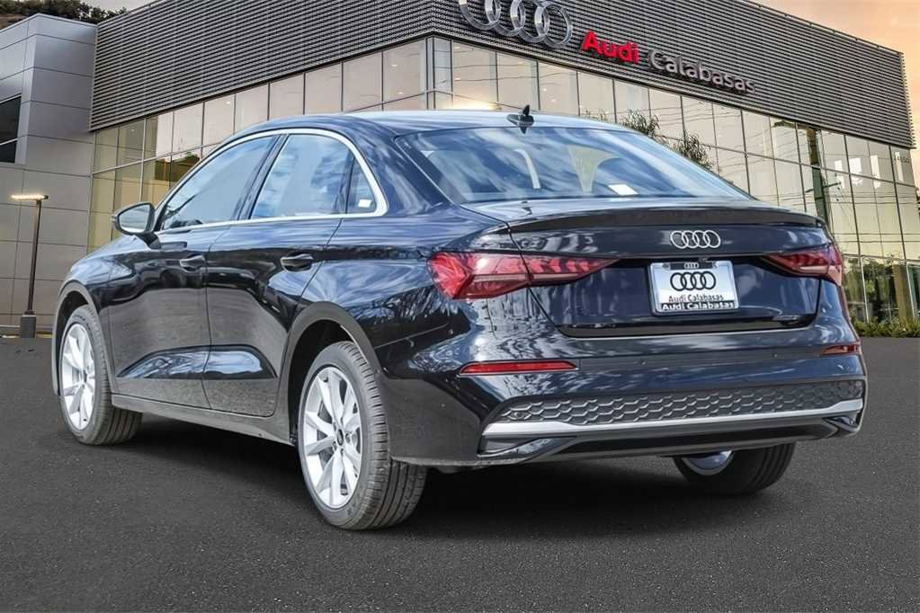 Used 2025 Audi A3 2.0T Premium w/ Convenience Package image 6