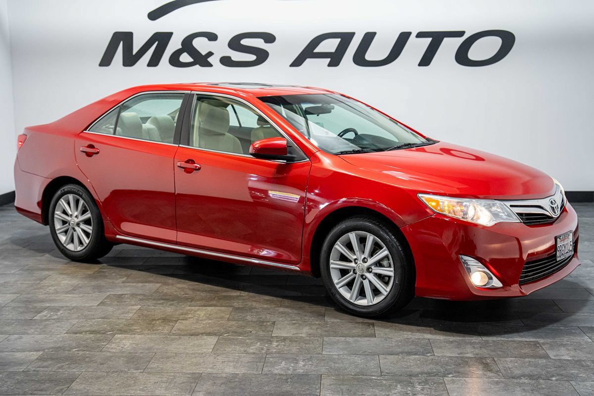 Used 2013 Toyota Camry XLE FWD image 7