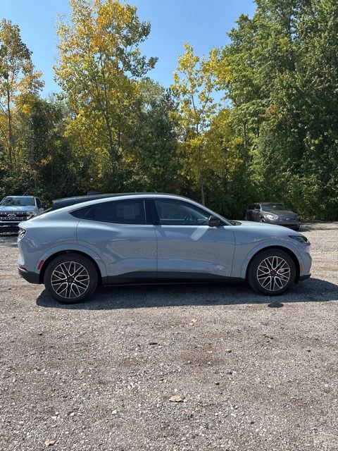 New 2025 Ford Mustang Mach-E Premium image 4