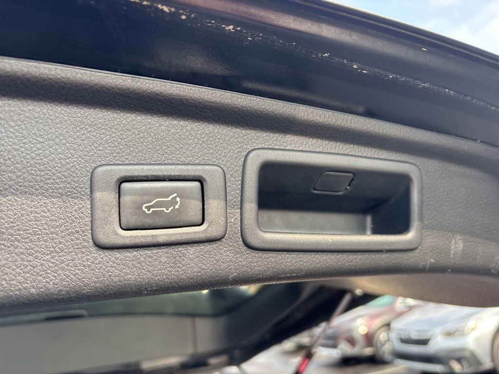 Used 2015 Subaru Forester 2.5i Limited image 25