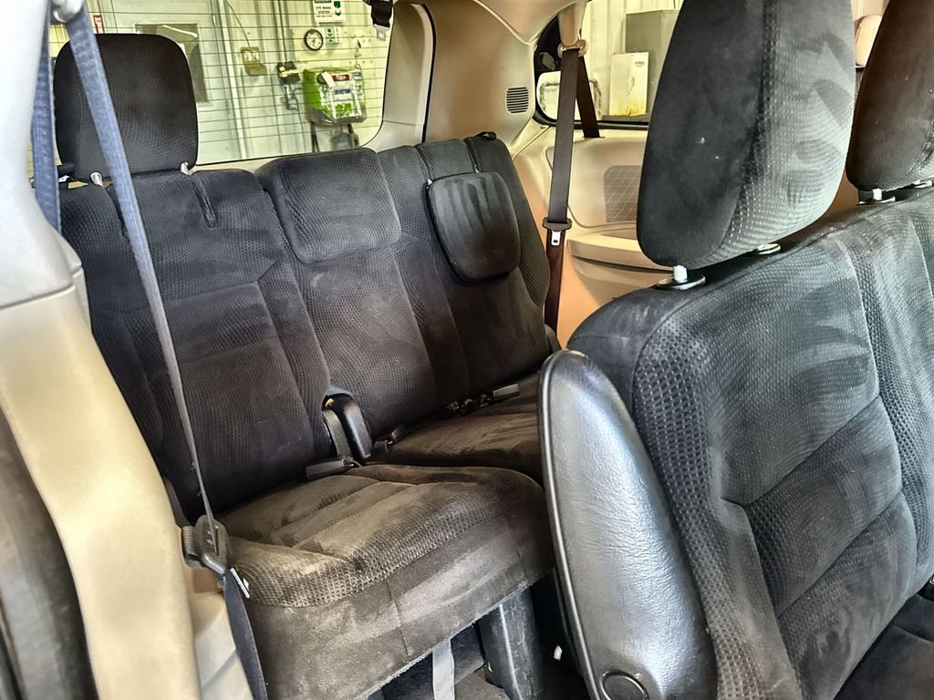 Used 2017 Dodge Grand Caravan SE w/ Power Window Group image 28