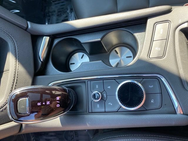 Used 2026 Cadillac XT5 Sportv w/ LPO, Floor Liner Package AWD/4WD image 31