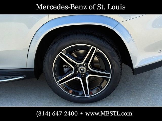 Certified 2026 Mercedes-Benz GLS 450 4MATIC image 9