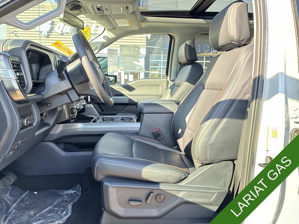 New 2026 Ford F350 Lariat w/ Black Appearance Package image 42