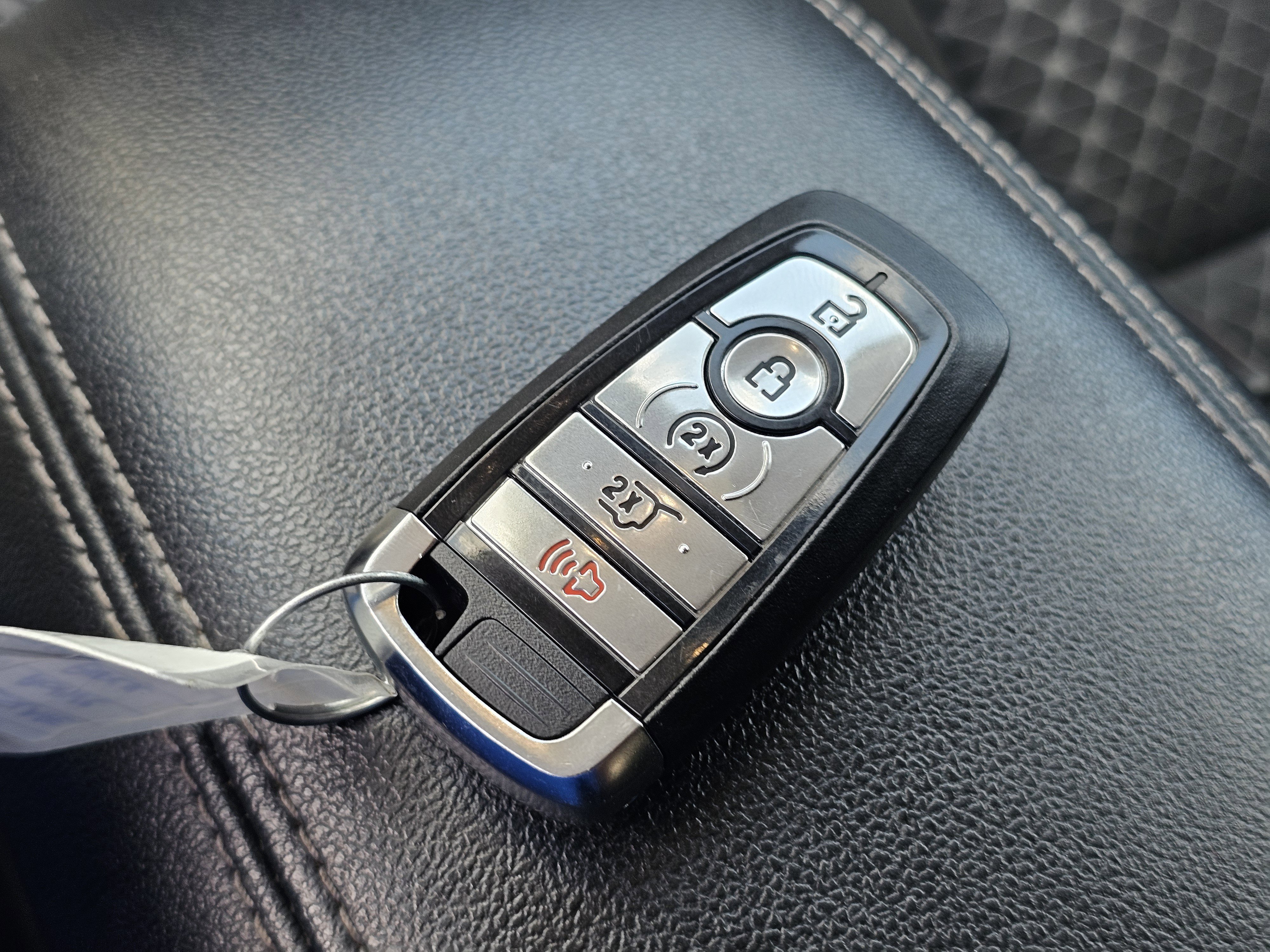 Used 2025 Ford Escape Active w/ Tech Pack #1 FWD image 32