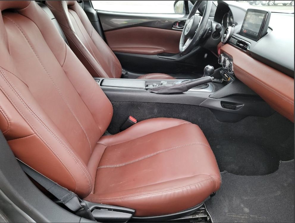 Used 2019 MAZDA MX-5 Miata RF Grand Touring image 5