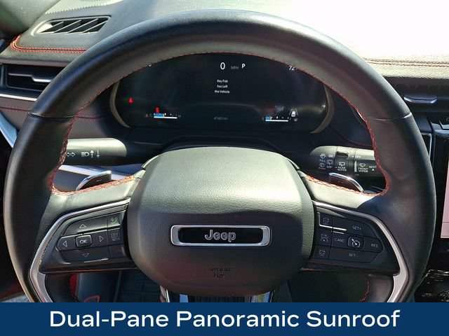 Used 2022 Jeep Grand Cherokee Trailhawk AWD/4WD image 4