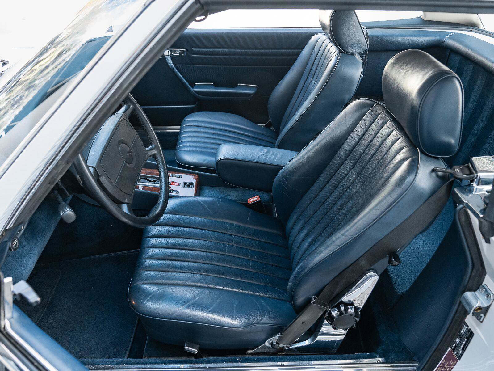 Used 1987 Mercedes-Benz 560 SL image 37