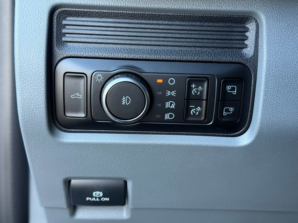 New 2026 Ford F350 XLT AWD/4WD image 38