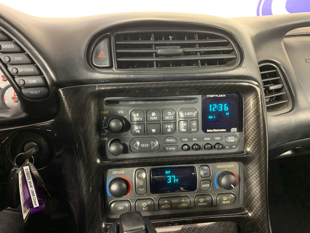 Used 1999 Chevrolet Corvette Convertible w/ Memory Pkg image 26