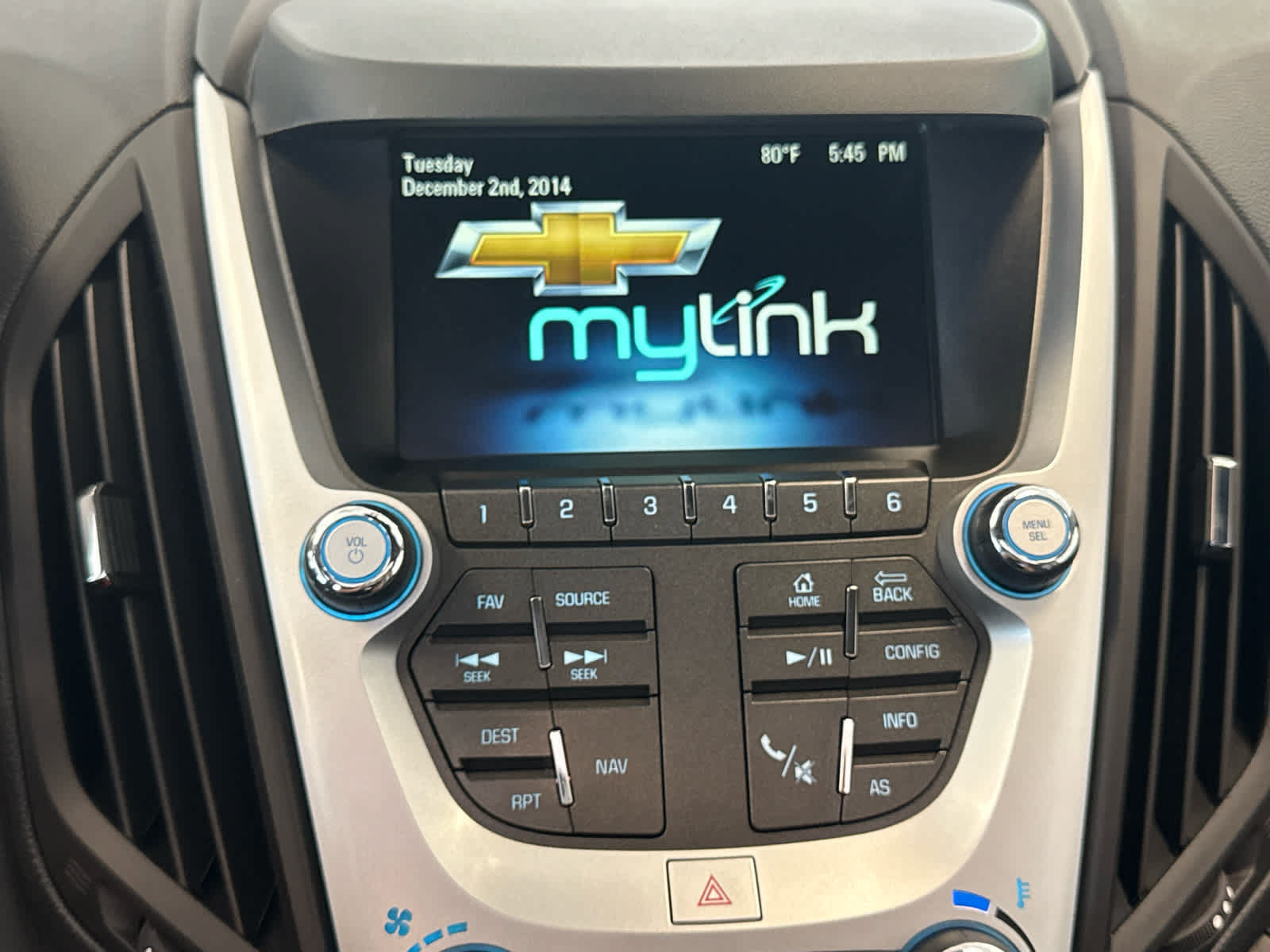 Used 2016 Chevrolet Equinox LTZ w/ Enhanced Convenience Package AWD/4WD image 16