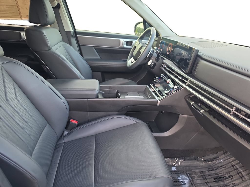 Certified 2026 Hyundai Santa Fe SEL FWD image 17