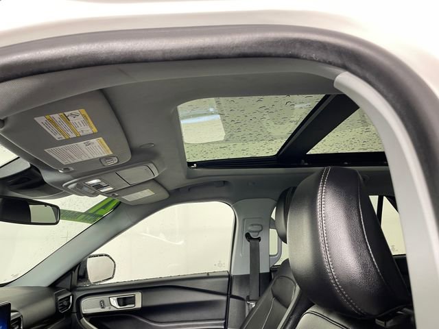 Used 2021 Ford Explorer Limited image 18