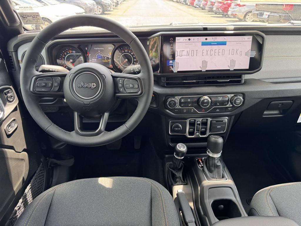 New 2026 Jeep Gladiator Sport AWD/4WD image 17