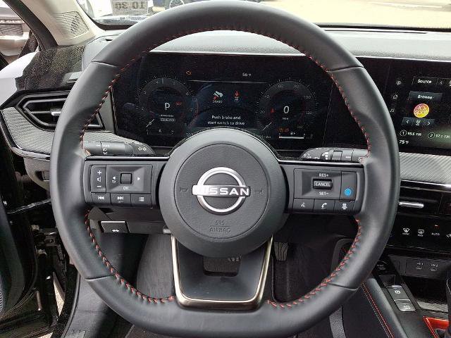 Certified 2025 Nissan Kicks SR AWD/4WD image 19
