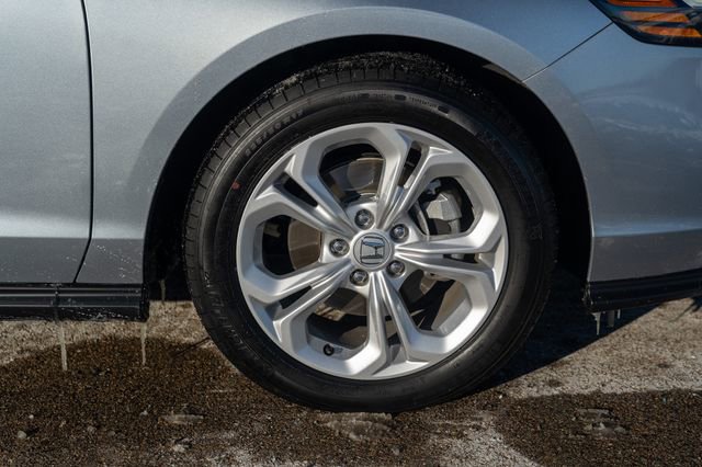 Certified 2025 Honda Accord LX image 12