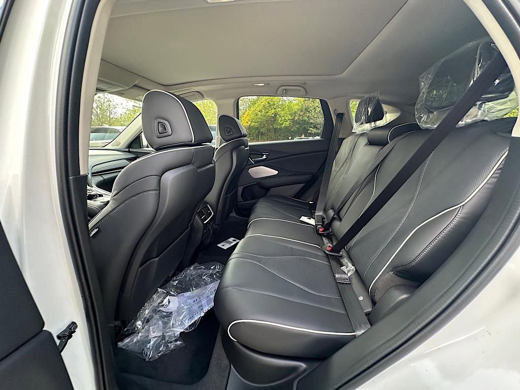 New 2025 Acura RDX SH-AWD w/ Advance Package image 10