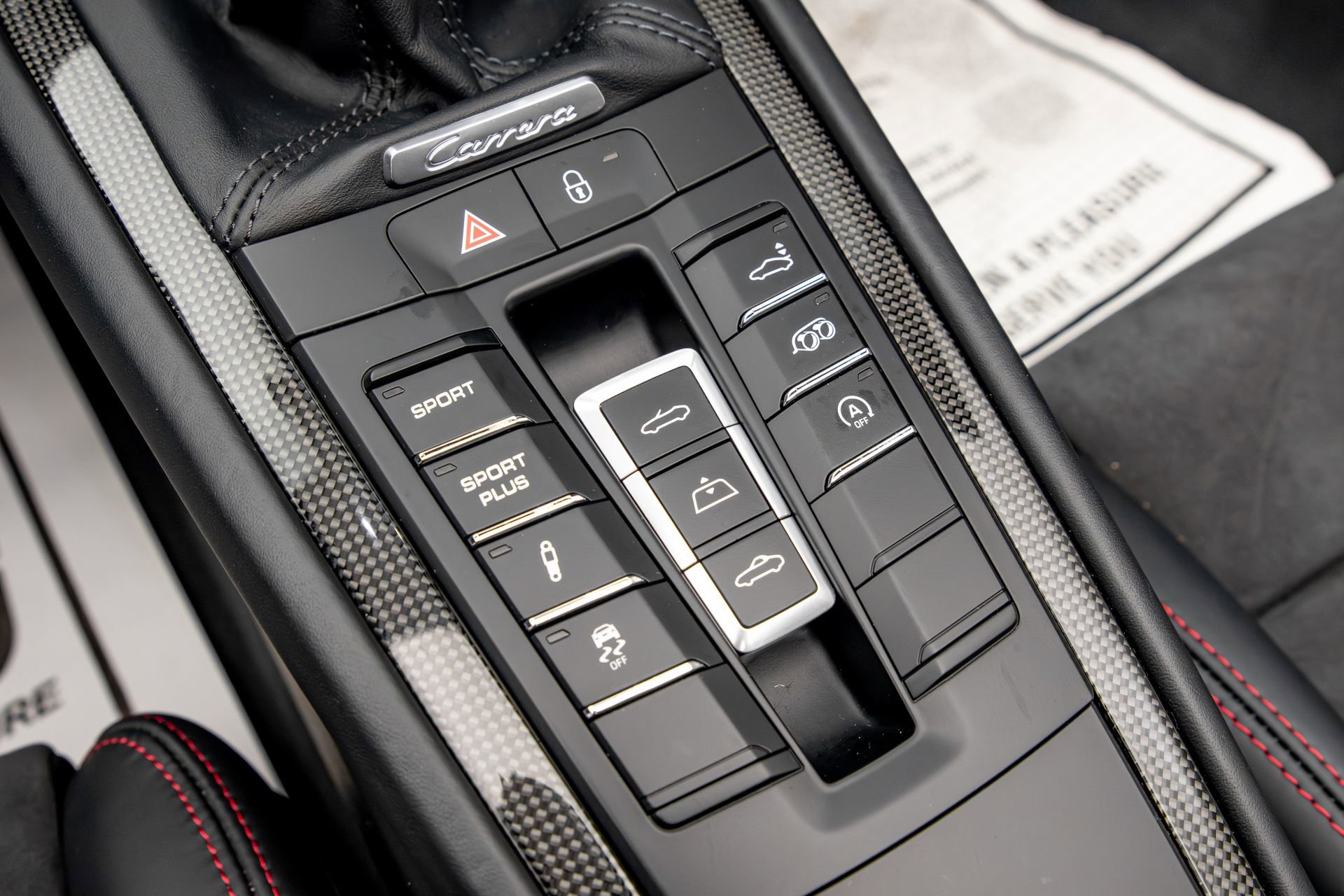 Used 2015 Porsche 911 Carrera 4 GTS image 31