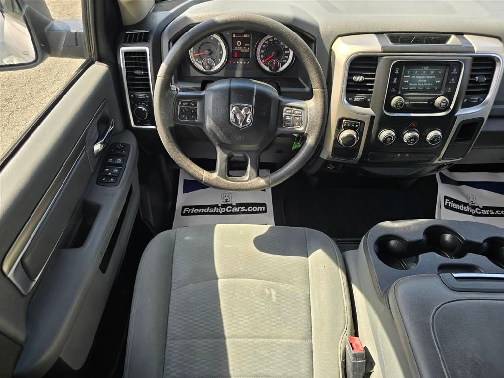 Used 2020 RAM 1500 Classic SLT RWD image 3