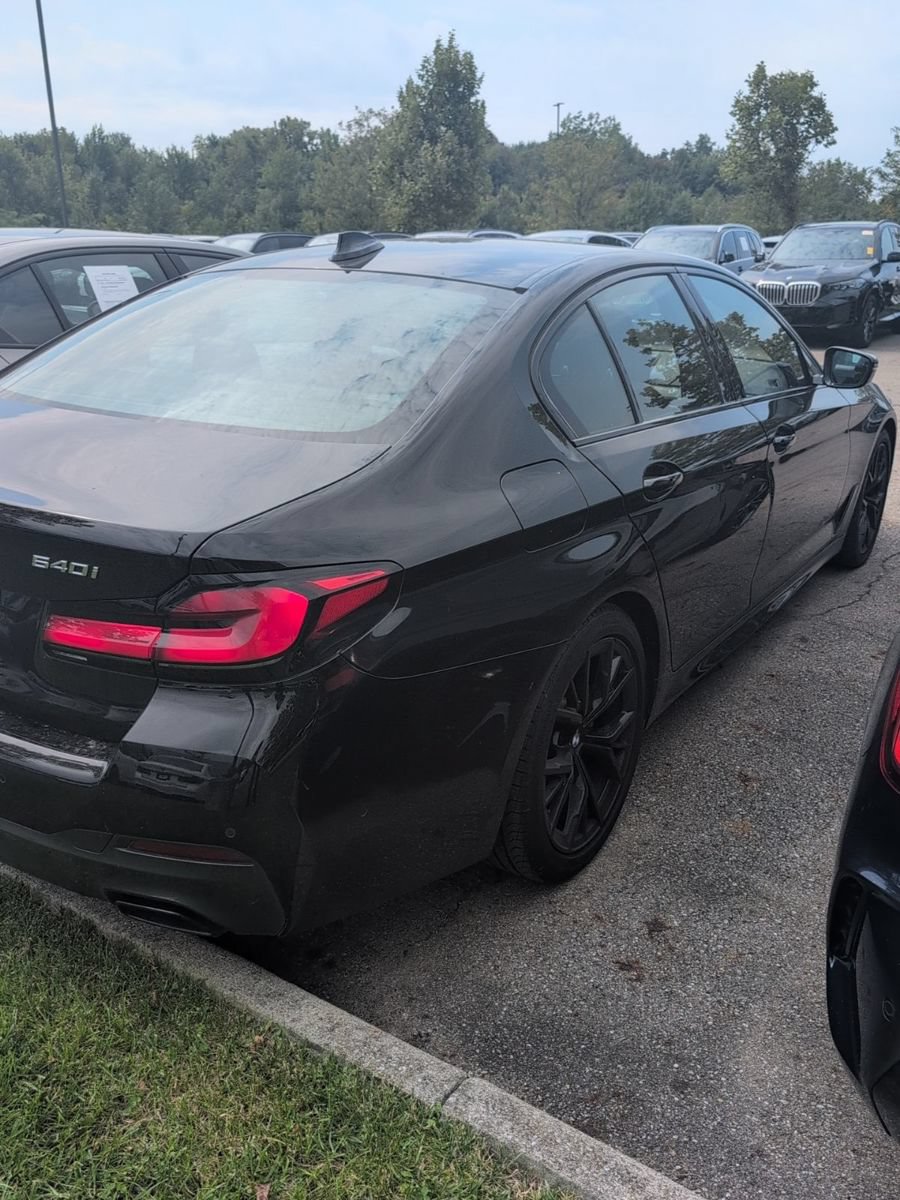 Used 2021 BMW 540i xDrive w/ M Sport Package AWD/4WD image 5