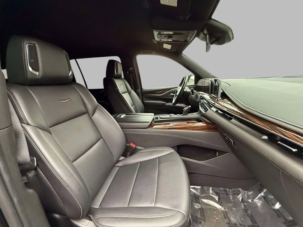Used 2021 Cadillac Escalade ESV Luxury image 14