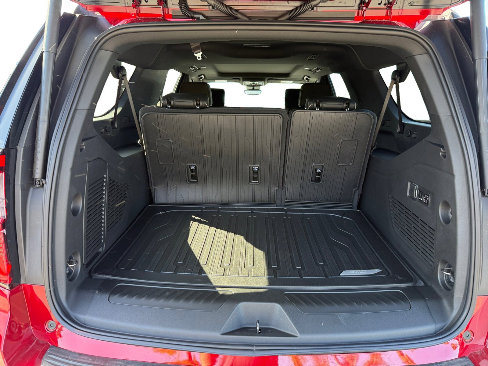 New 2026 GMC Yukon XL Elevation w/ Elevation Premium Package image 17