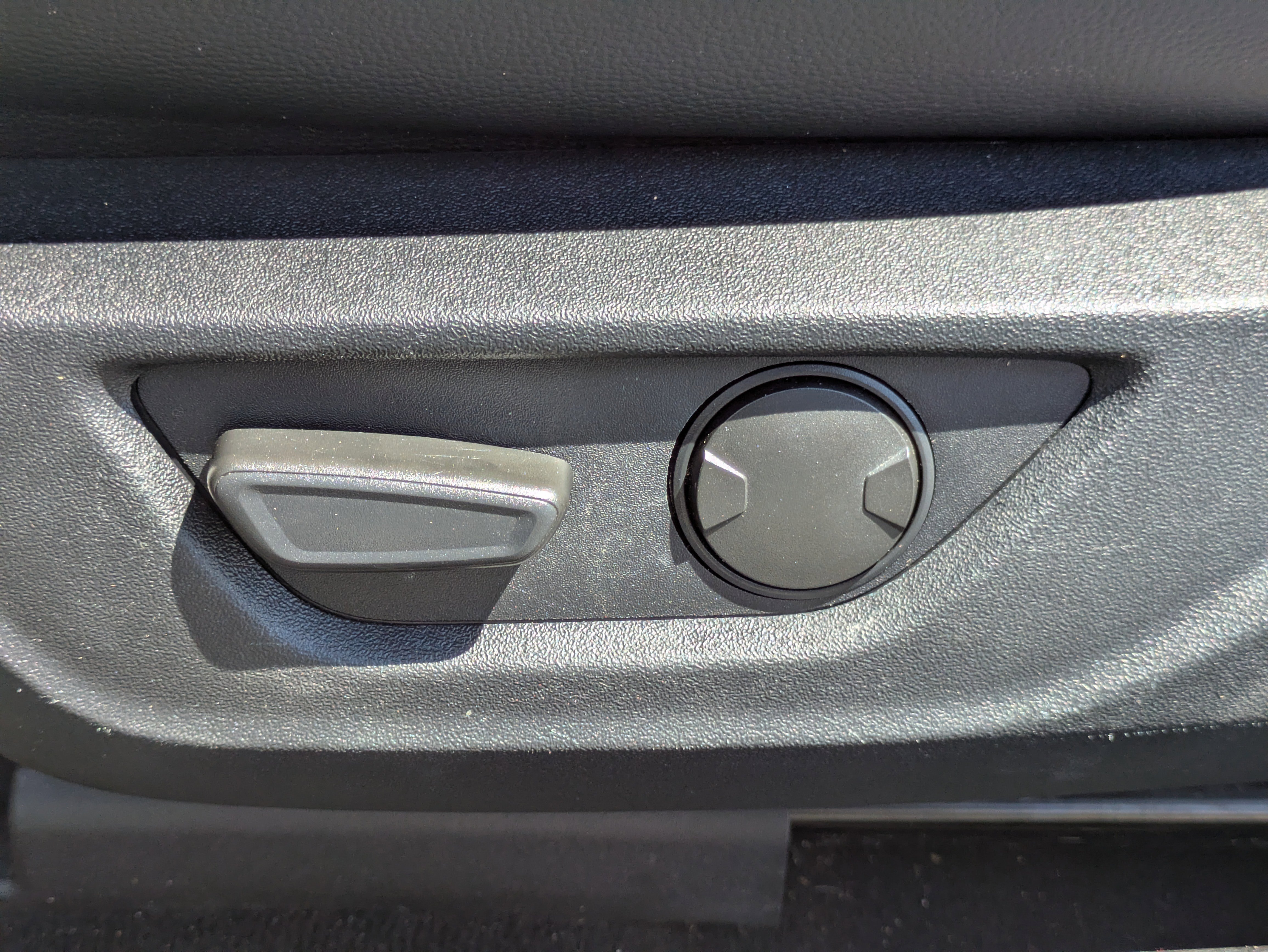 Used 2020 Ford Mustang Premium image 10