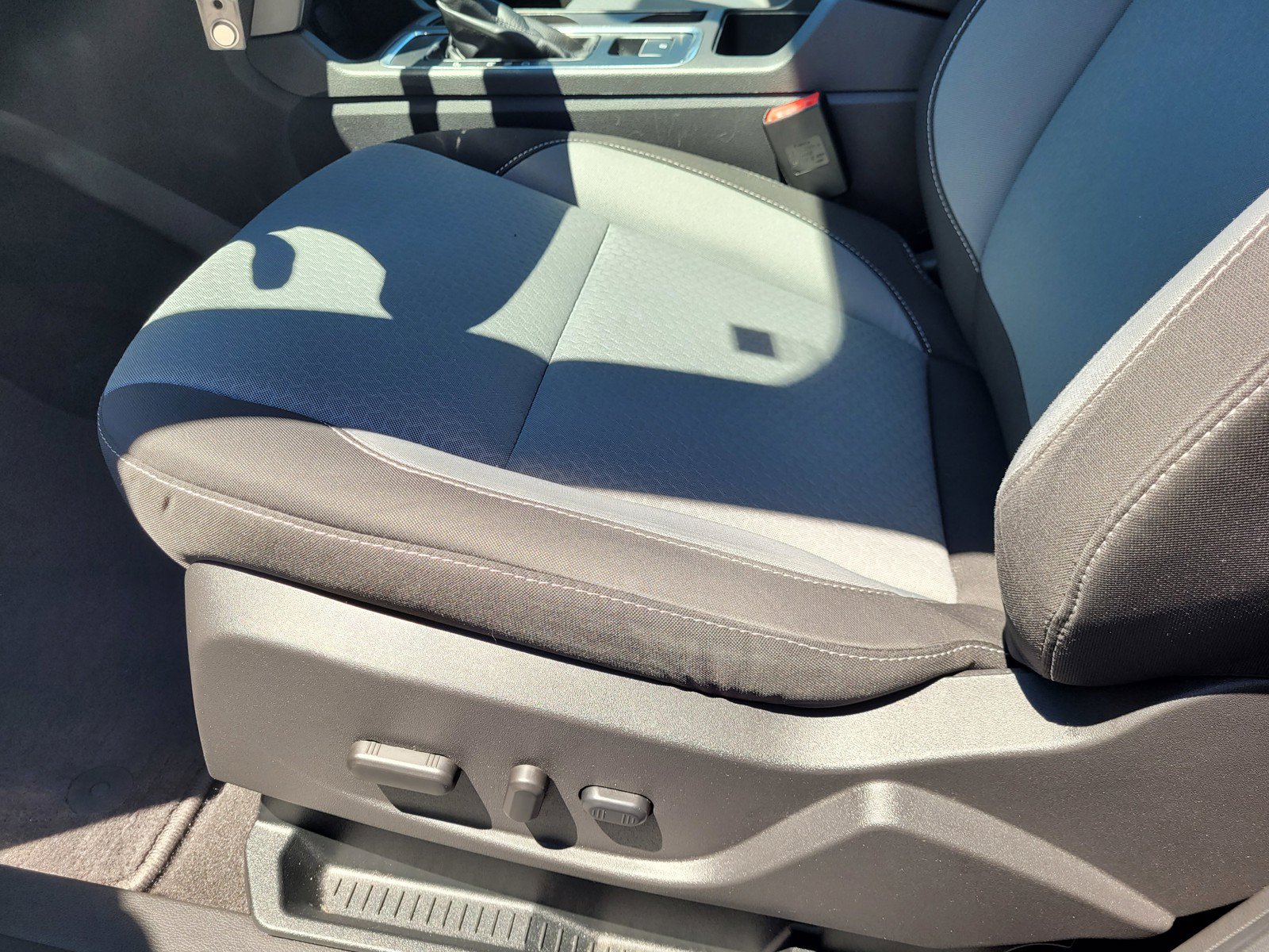 Used 2018 Ford Escape SE AWD/4WD image 26