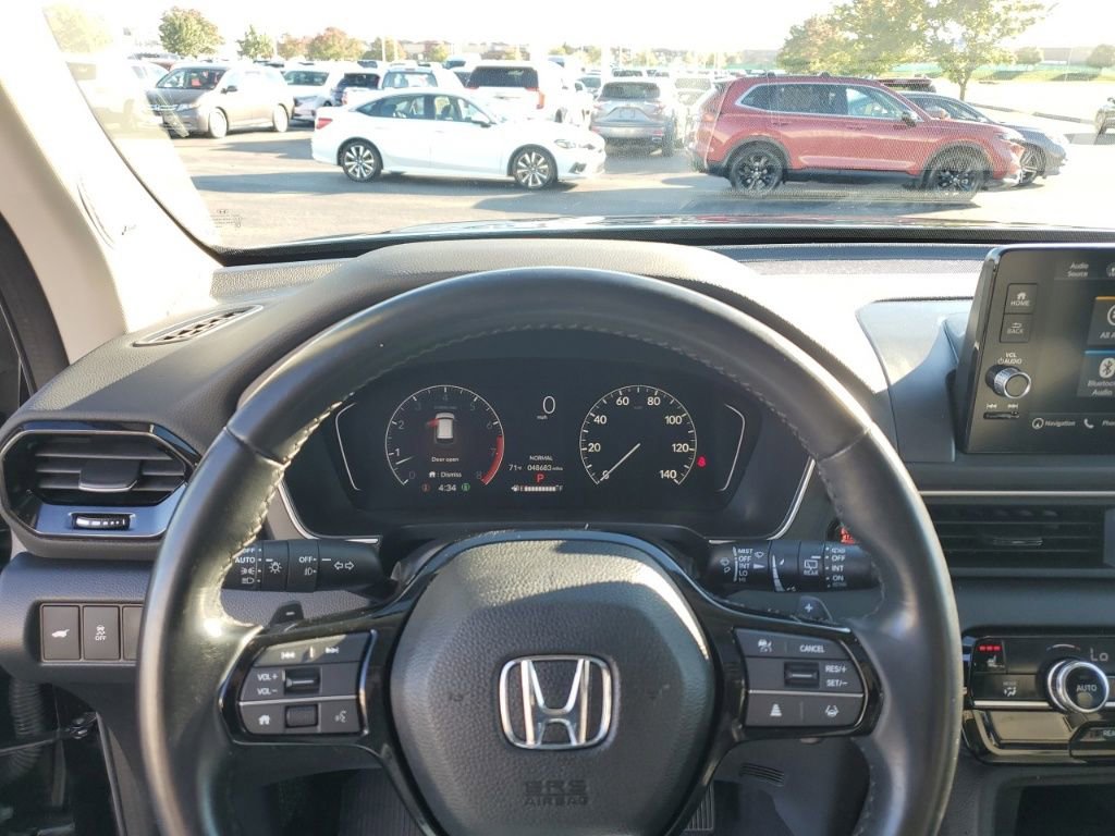 Certified 2023 Honda Pilot Touring image 9