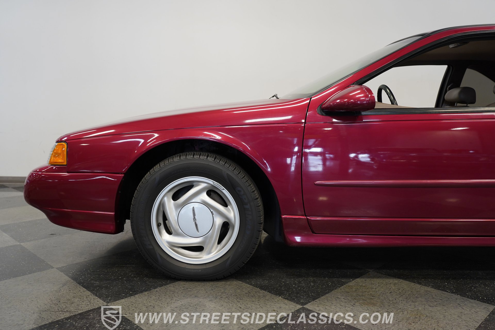 Used 1995 Ford Thunderbird Super RWD image 24