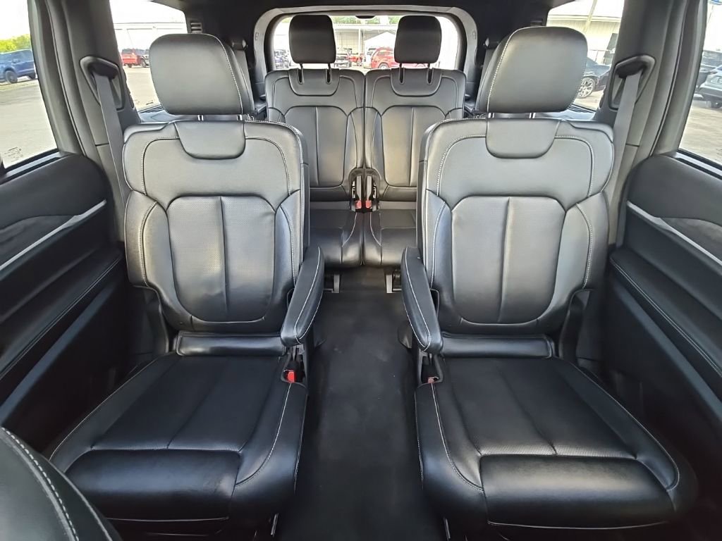Used 2024 Jeep Grand Cherokee L Limited w/ Luxury Tech Group II AWD/4WD image 26