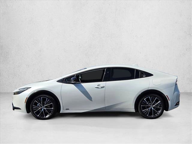 Used 2024 Toyota Prius XLE image 9