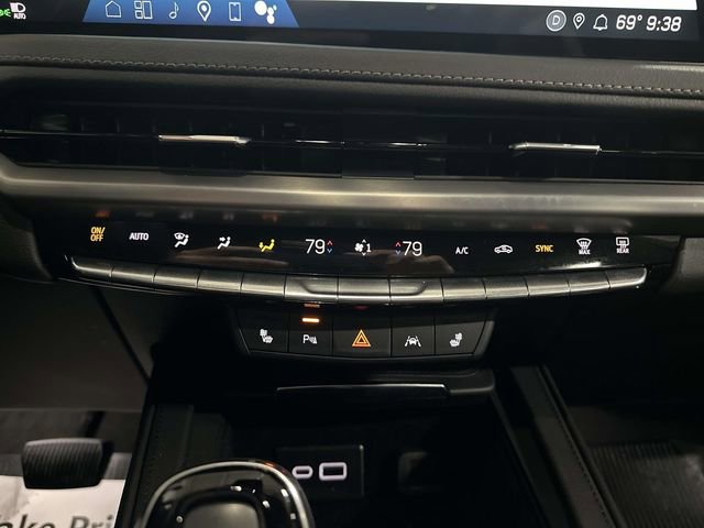 Certified 2025 Cadillac XT4 Premium Luxury w/ Cold Weather Package image 47