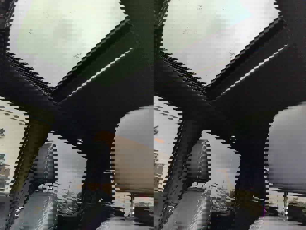 Used 2022 Ford F250 Lariat w/ Black Appearance Package image 6