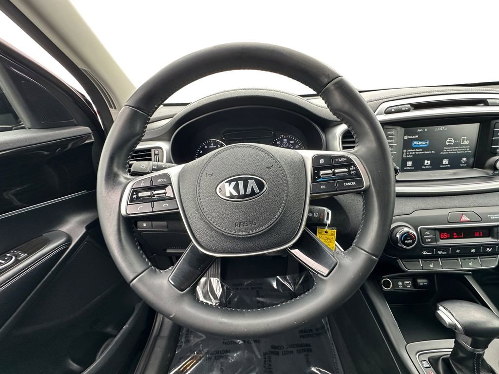 Used 2019 Kia Sorento LX w/ LX Convenience Package image 12