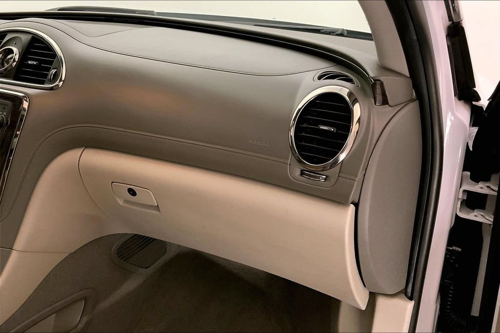 Used 2016 Buick Enclave Leather FWD image 23