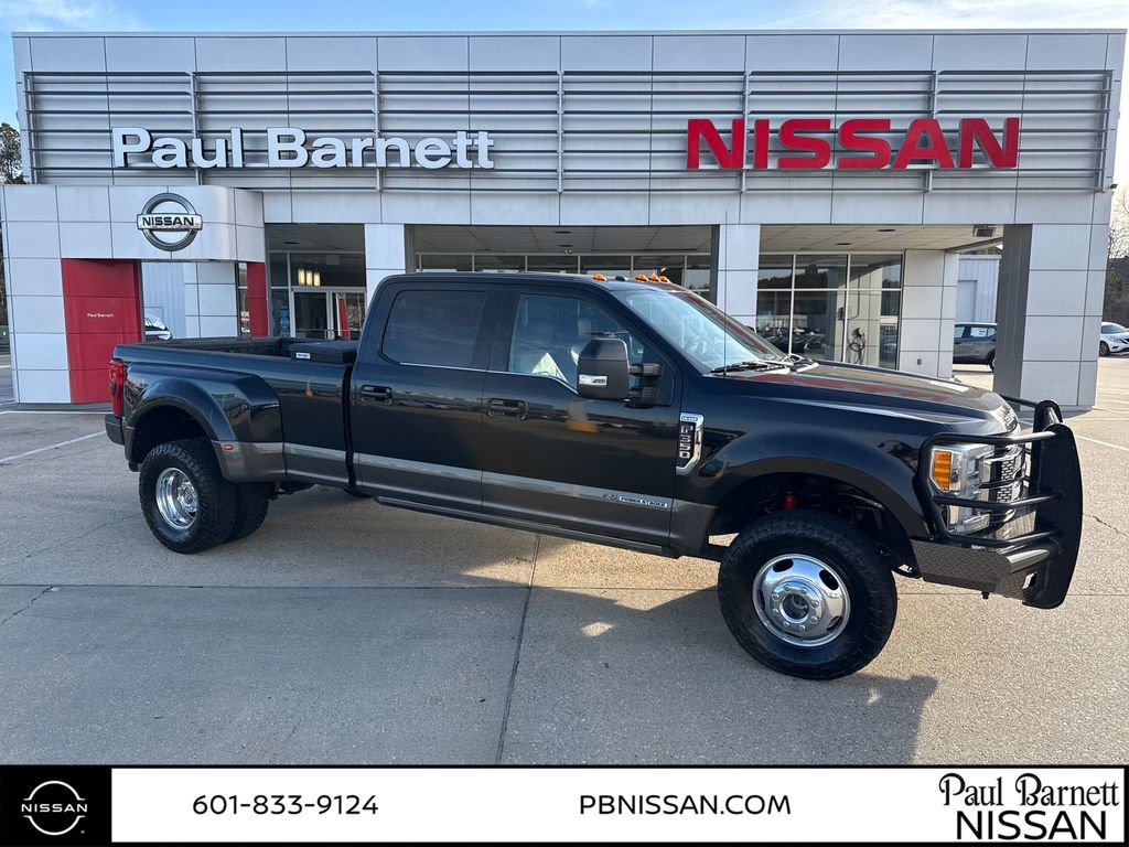 Used 2017 Ford F350 King Ranch w/ King Ranch Ultimate Package image 18