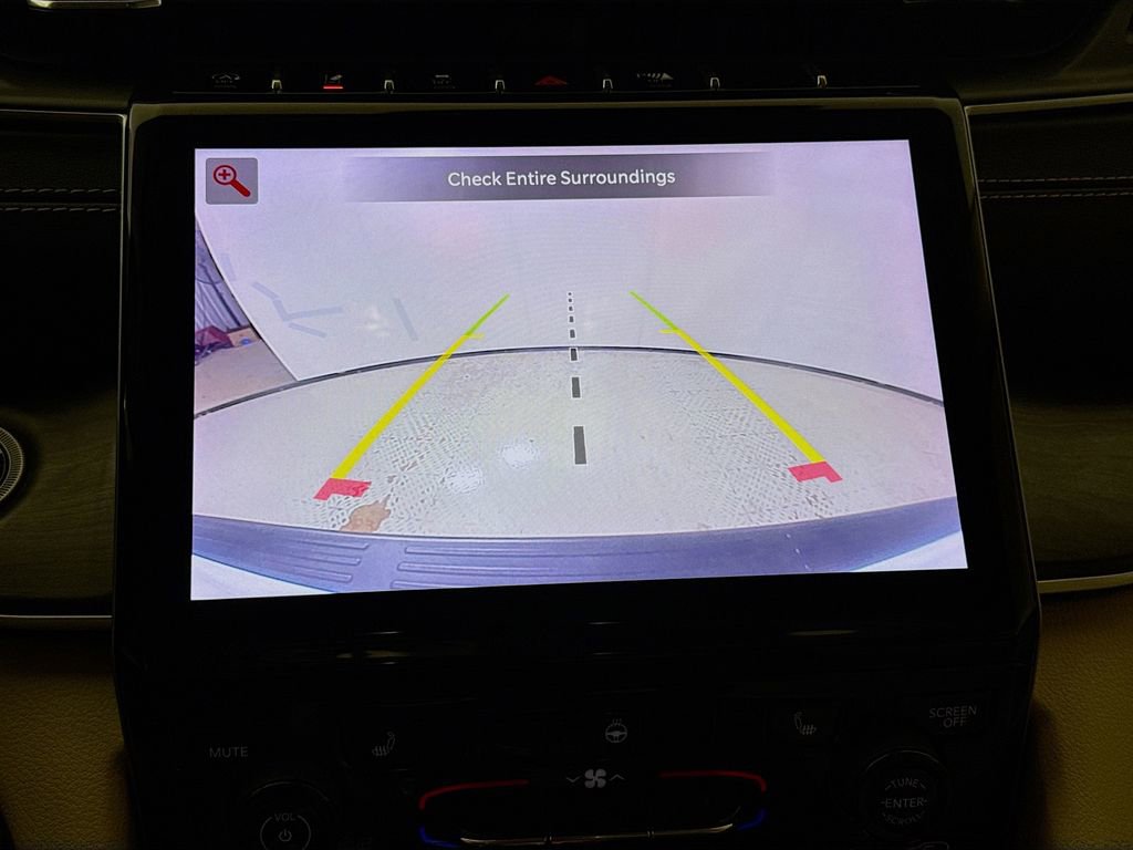 Used 2022 Jeep Grand Cherokee L Limited image 14