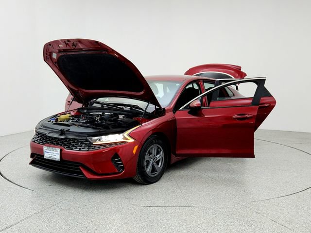 Used 2021 Kia K5 LXS image 9